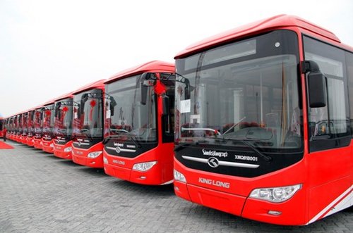 300辆大金龙18米BRT客车远渡伊朗