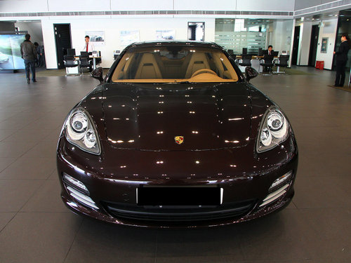 保时捷帕拉梅拉  天津现车巅峰折扣价售