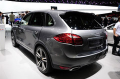 2013款保时捷卡宴中规版  配置齐价特优