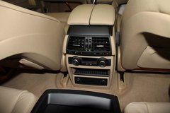 2013款宝马X5  天津现车最低抢购价68万