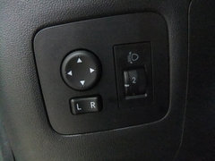 经济型代步小车-平顶山新奇瑞QQ3实拍