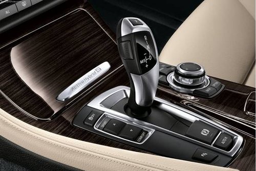 BMW5系引领2012年全球高档商务车市场