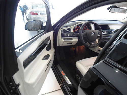 宝马760Li斯坦威中国限量版88台现在到店