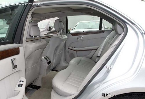 2013款奔驰E260/E300 天津全国优惠最大
