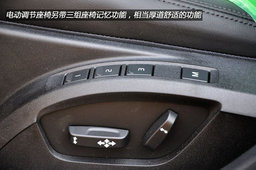 實(shí)拍全新進(jìn)口沃爾沃V40