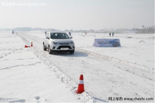 济宁金瑞达瑞风S5完美演绎SUV风采 冰雪上起舞
