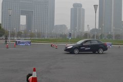 东风风神新S30南京上市 孟非代言助阵
