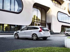 沃尔沃新V60插电混动版 油耗2.2L/100km