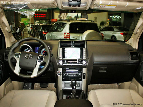 丰田普拉多最高优惠2.8万 传统硬派SUV