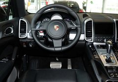 保时捷卡宴3.0T  现车春季促销关爱随行