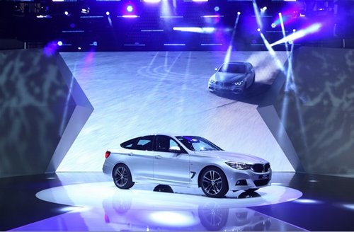 宝马携BMW Concept X4亮相2013年上海车展