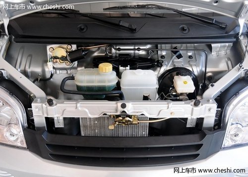 五菱之光 首付仅20% 日供31元 现车售