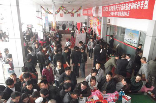 五菱汽車天津冀翔大型團(tuán)購會(huì)火熱舉行