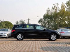 奔驰R350累计优惠14万  急促降当天提车