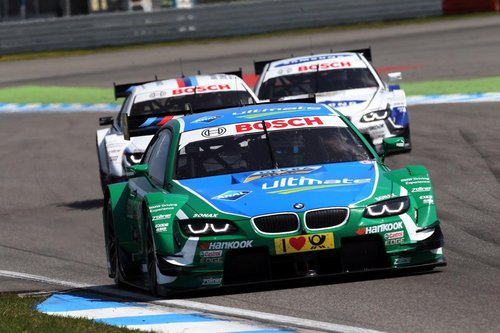 BMW M3 DTM赛车包揽房车大师赛冠亚军