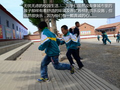 关注儿童出行安全 体验奔驰B200温暖之旅
