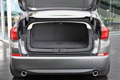 2014款宝马5系改款产品发布 增新V8引擎