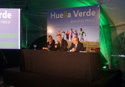 乌拉圭国家总统及多位部长助阵比亚迪纯电动大巴乌拉圭首发仪式