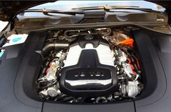 成都购进口途锐Hybrid 狂降28万元