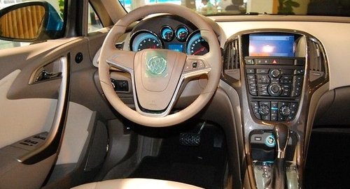 買誰更值？15萬主流車型價值大對比
