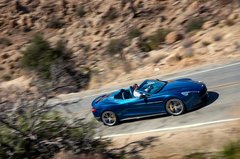 阿斯顿马丁新敞篷跑车 V12引擎/售190万