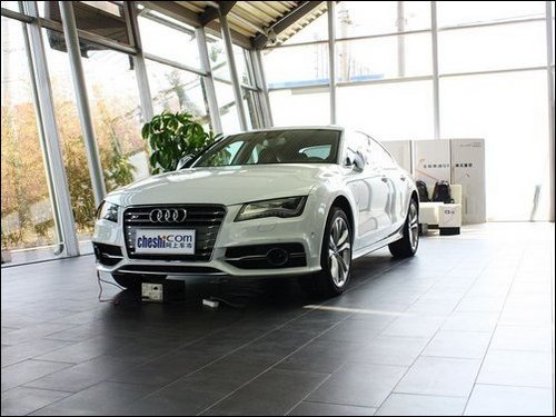 大連裕迪奧迪S7現(xiàn)優(yōu)惠5.7萬 現(xiàn)車銷售
