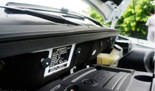 小试新紧凑型商务车--东风小康风光