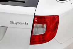 欧系原装进口斯柯达Superb Combi实拍图解