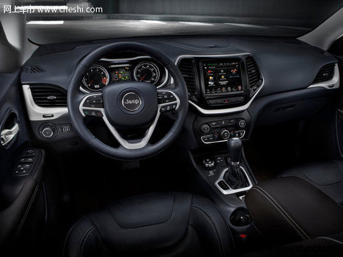 Jeep自由光8月30日上市 预售价30万起_自由光