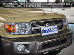 兰德酷路泽四驱皮卡实拍 搭V6引擎/5MT
