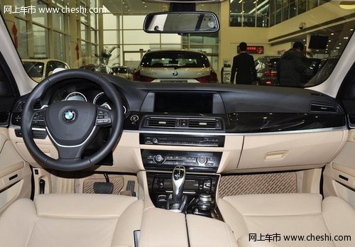 鄂尔多斯进口宝马5系购车享金融方案