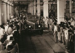 大器为愿 恒久于行 中国一汽发展60周年