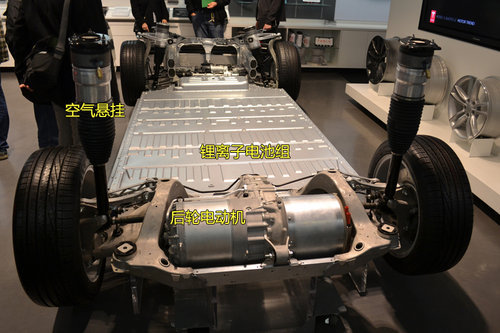4秒破百/纯电动 特斯拉Model S实拍解析