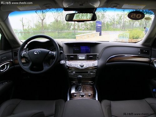 长沙恒信英菲尼迪4S店