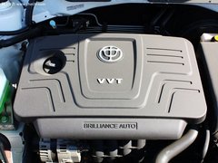 沈阳中华H530直降0.9万元 现车颜色全