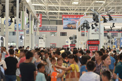 品牌新车各领风骚山东国际车展首日绽放