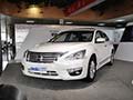 2013款天籟展車到店 暫無現(xiàn)車定金1萬元