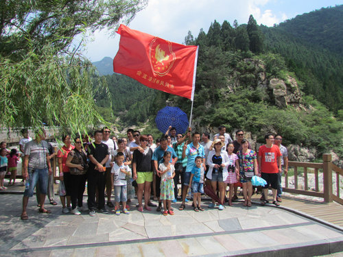 泰安东风风神车友会彩石溪清凉之旅！