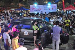 8月13日万达七夕情人节汽车展现场报道