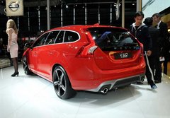 2014款沃尔沃V60 现车八月放价震撼底价