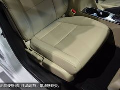 新增2.0L引擎 2013成都车展讴歌ILX实拍