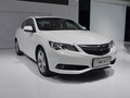 新增2.0L引擎 2013成都車展謳歌ILX實拍