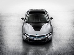 宝马i8量产版售价公布 约合83.18万起步