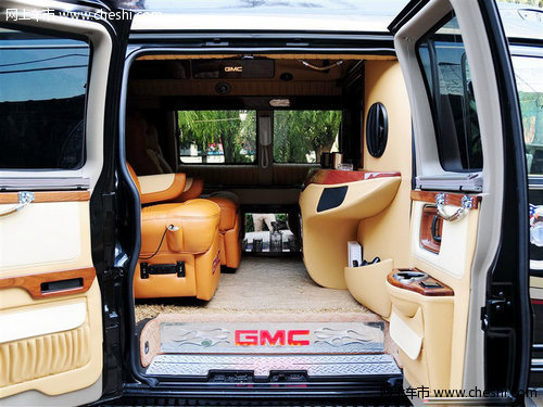 GMC商务之星高配104万 高端座驾彰显风范