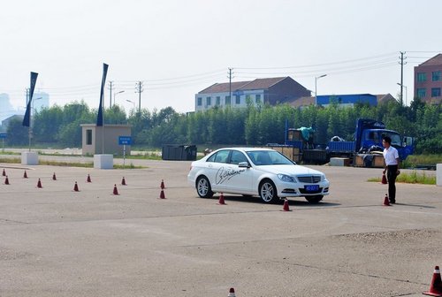 梅赛德斯-奔驰C级挑战赛 衡阳试驾体验