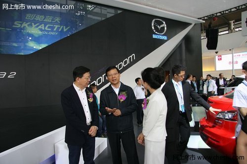 2013第八届西安国际汽车展览会今日启幕