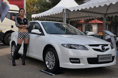 商丘长安马自达大篷车巡展活动 登场帝和广场