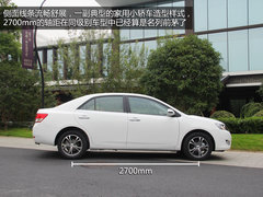 空间宽敞/挡位清晰 试驾2014款众泰Z300