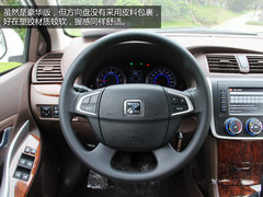 空间宽敞/挡位清晰 试驾2014款众泰Z300
