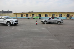 始终勒紧的安全带 与专业车手体验CX-5